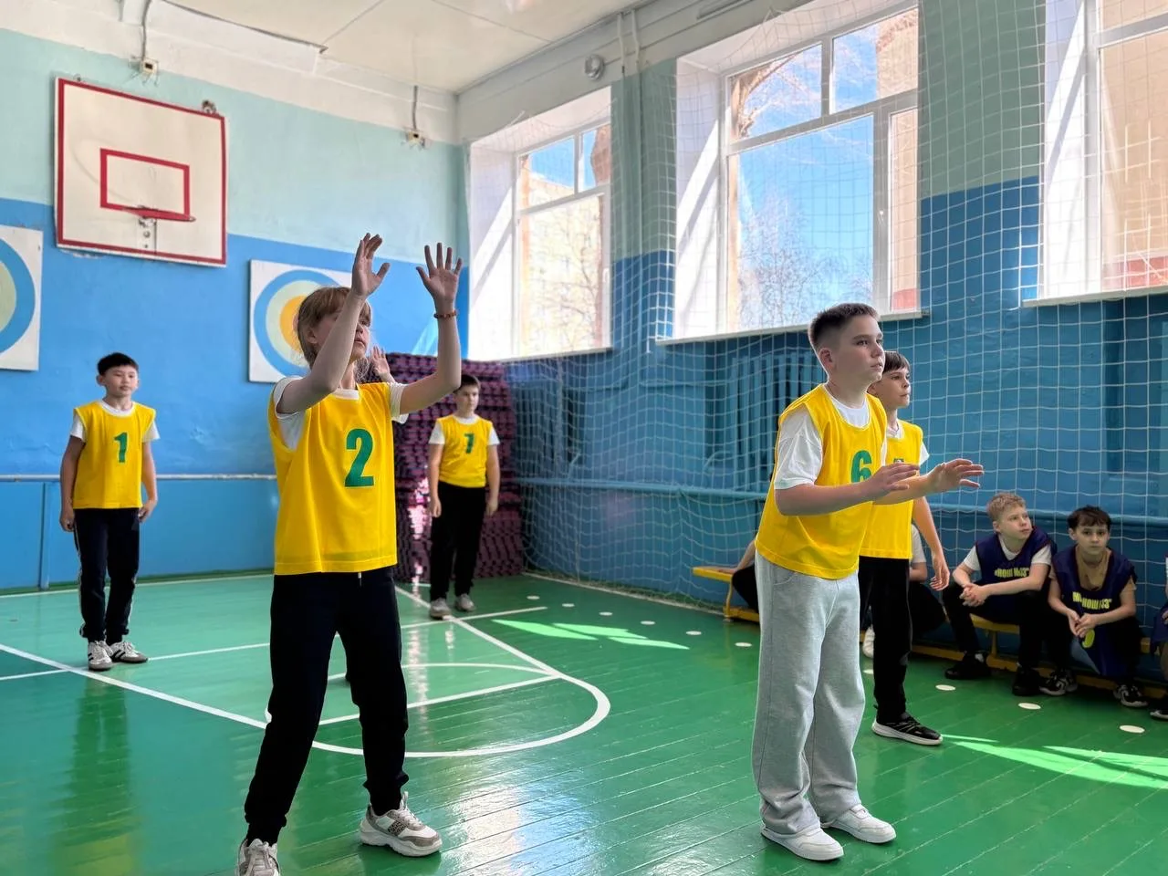 Соревнования по пионерболу среди 4-х классов «Здоровый Я - здоровая страна!», посвященные Всемирному