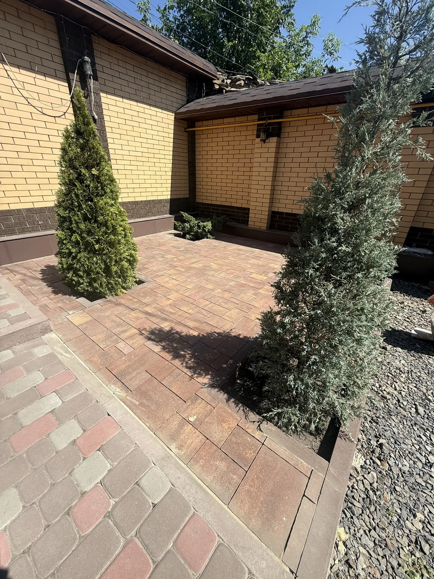 Принимаем заказы на благоустройство Вашего участка.