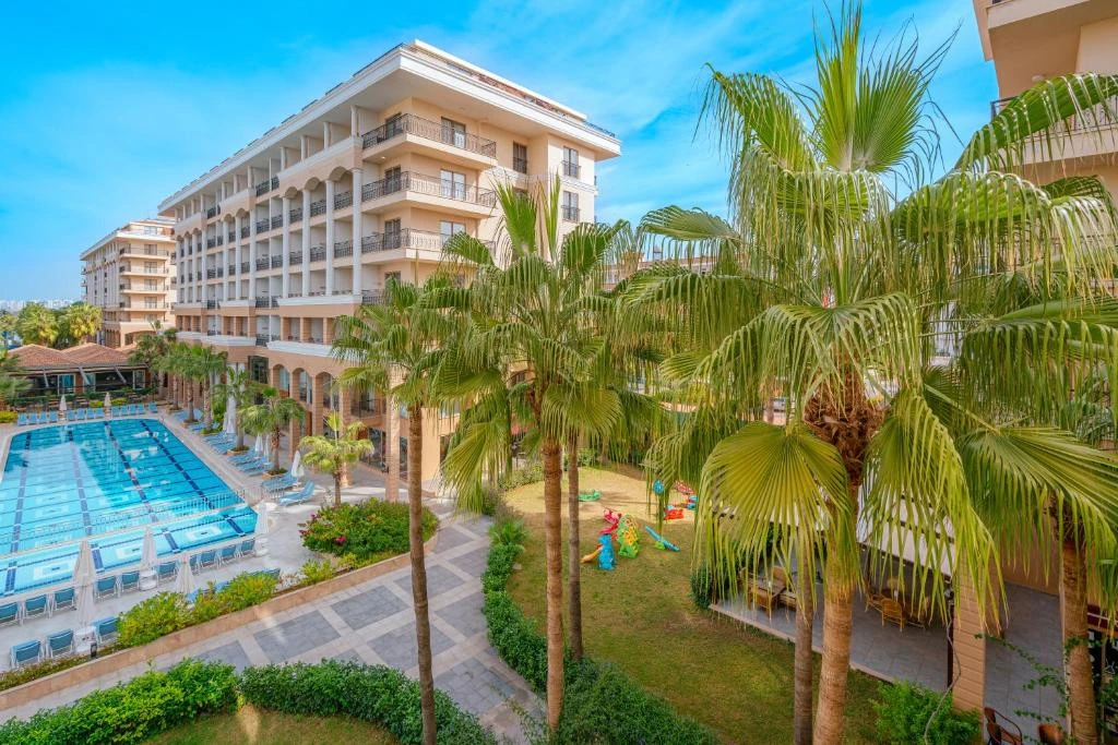 Горящие туры на 8 ночей с вылетом из Краснодара 🔥🔥🔥


RESORT HOTEL 5⭐️**
Краснодар ➡️ Турция, Ала
