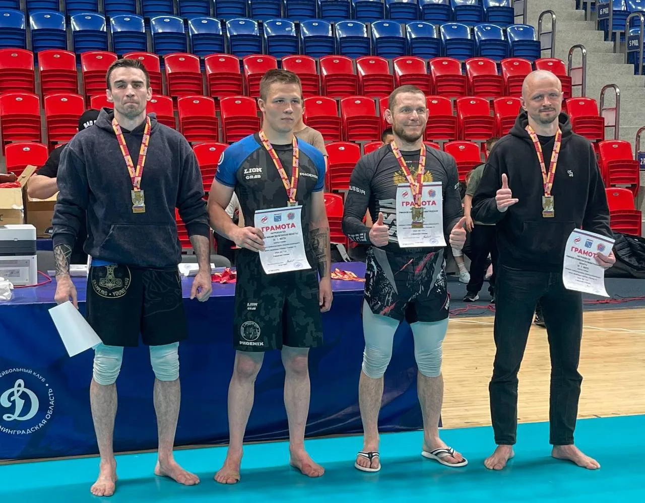 🥈 Наш тренер Лутченков Андрей — серебряный призёр Северо-Запада по UWW!