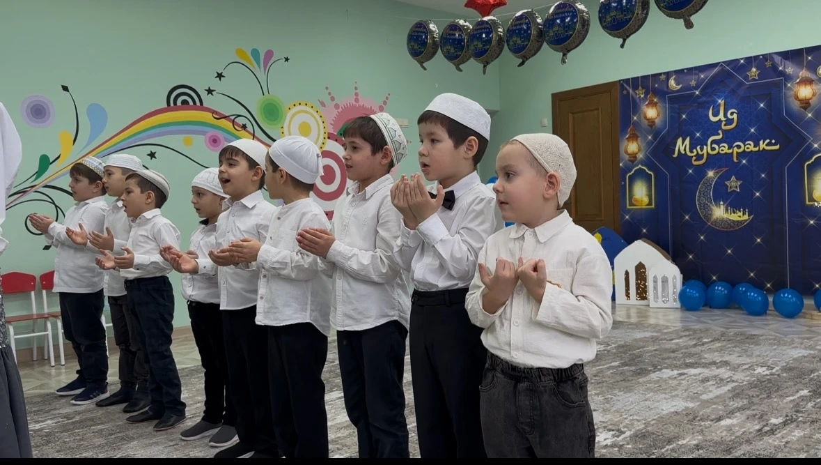 •Основные цели утренника: