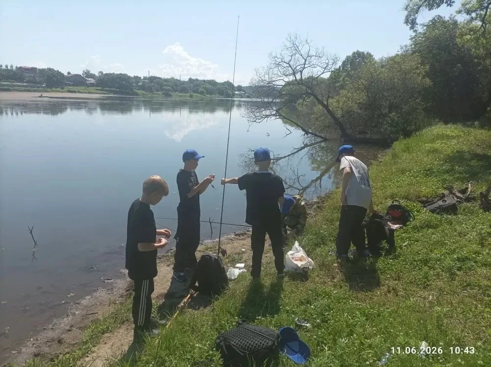 🏕️ Солнце, веселая компания и поход - залог прекрасного дня в пришкольном лагере! 

Самый долгождан