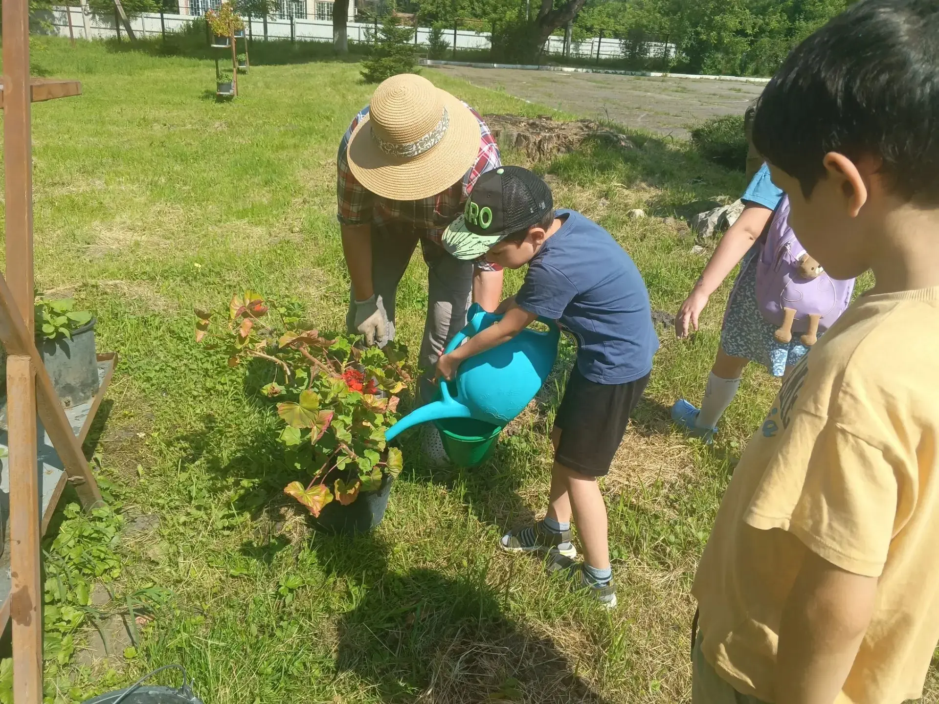 🌿 «Юные натуралисты»: труд с любовью к родному краю! 🌿