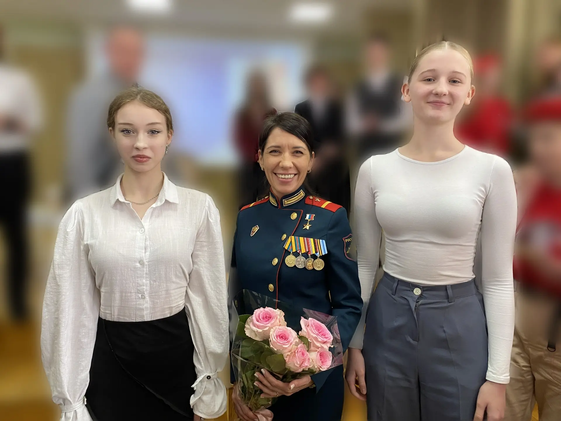 🎖️Сегодня состоялась незабываемая встреча школьников с Героем Российской Федерации Людмилой Вячеслав