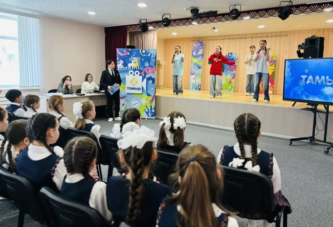 🎥 Яркий день в гимназии: в гостях телестудия «Тамыр»!  💫В гимназии с. Чекмагуш состоялось по-настоящ
