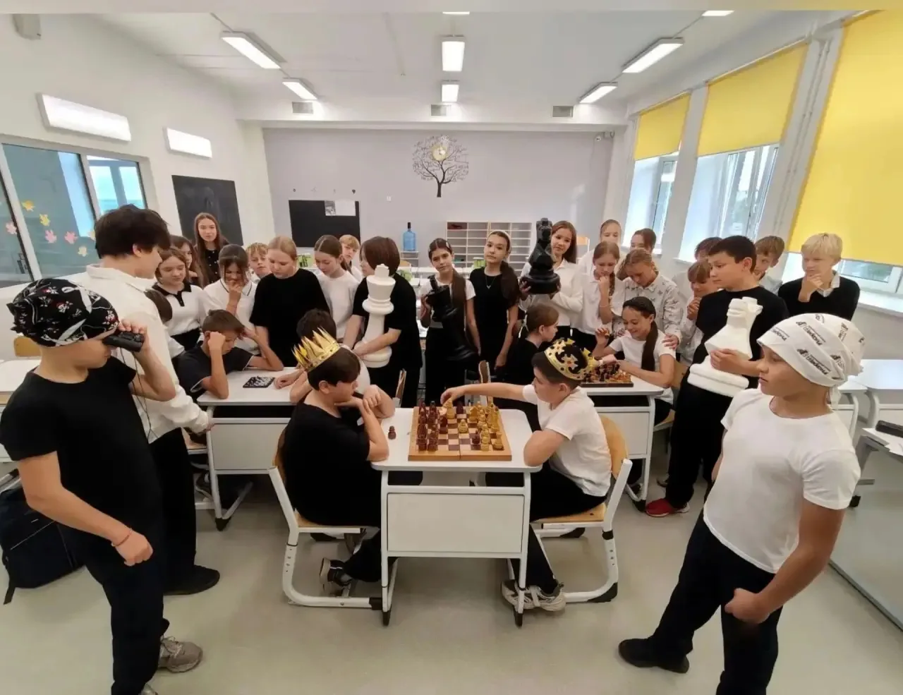 👑 Это не просто наш класс, это настоящая команда интеллектуалов! Каждая партия на доск...