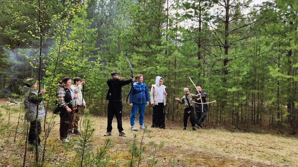 Завершили итоги учебного года школьным походом!