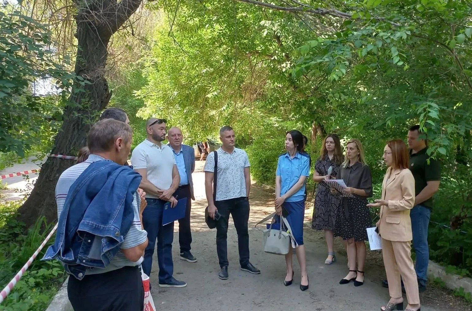 ❗️Начальник Главного управления ГЖИ Ирина Настенко провела встречу с жильцами дома по улице Сулимова