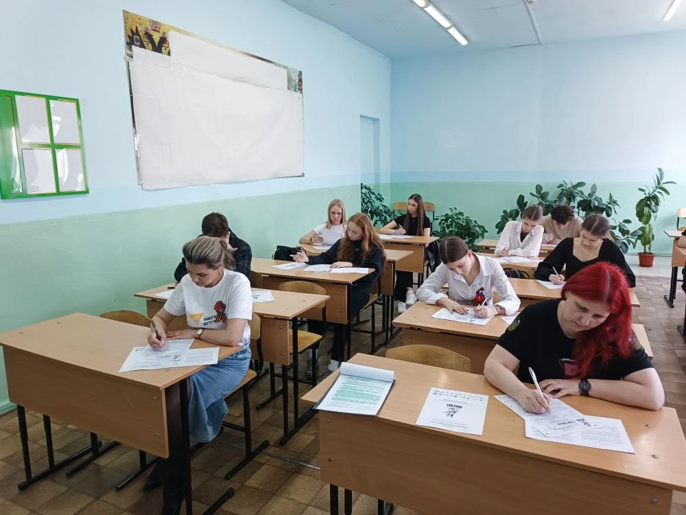 📝 Диктант Победы: проверено нашими знатоками истории!  В нашей школе прошла важная образовательная а