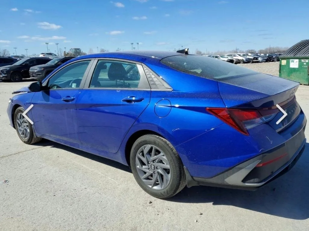 Еще один бриллиант аукциона 💎 : Hyundai Elantra 2023 — Яркий стиль и идеальное состояние!