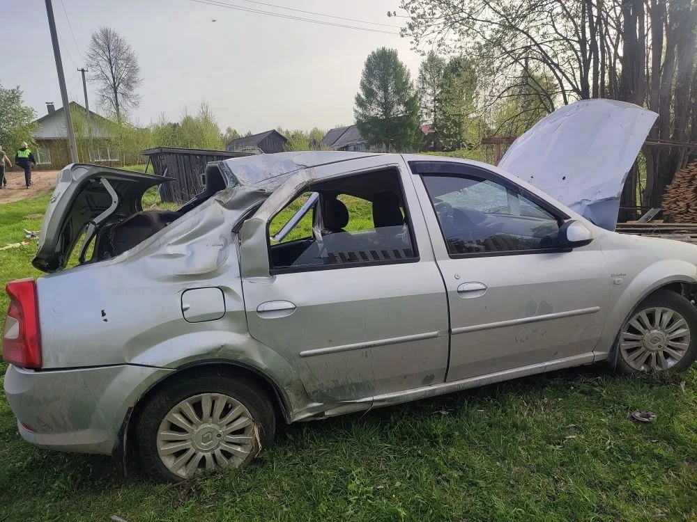 Два человека погибли и еще двое получили травмы в результате серьезного ДТП в Кичменгско-Городецком 