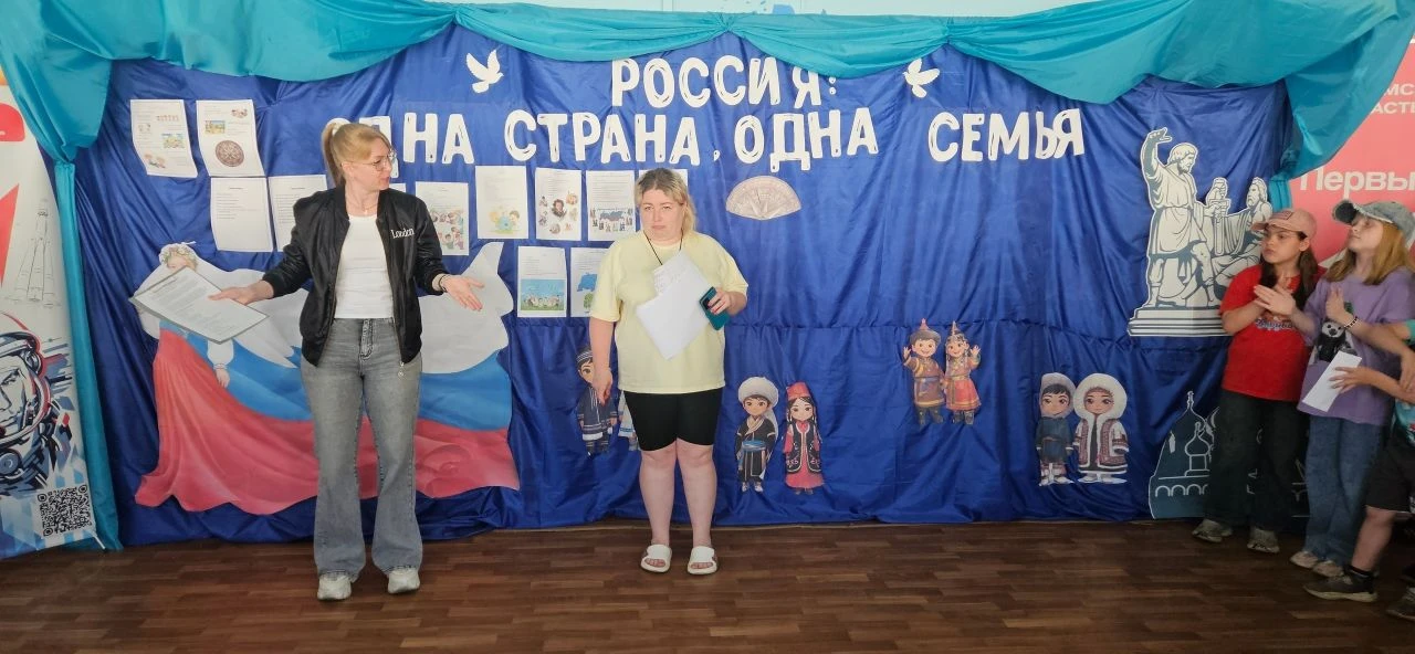 Окунулись в таинственный мир Карелии 🌲 и посмотрели мультфильм «Кощей. Тайна живой воды» 🐉!

Ребят