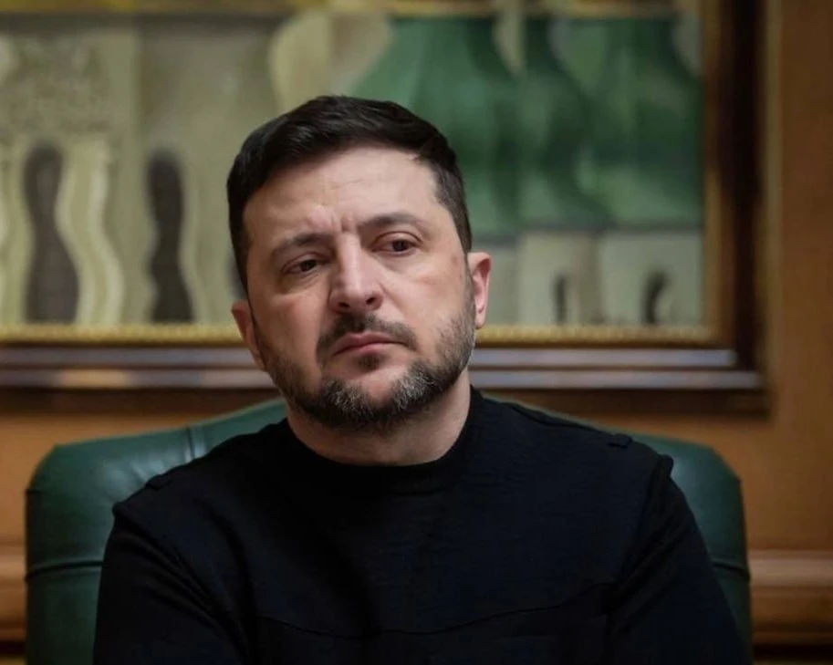 👔 Зеленский объявил «зеркальное» прекращение огня: Украина обещает не бить по Москве д...