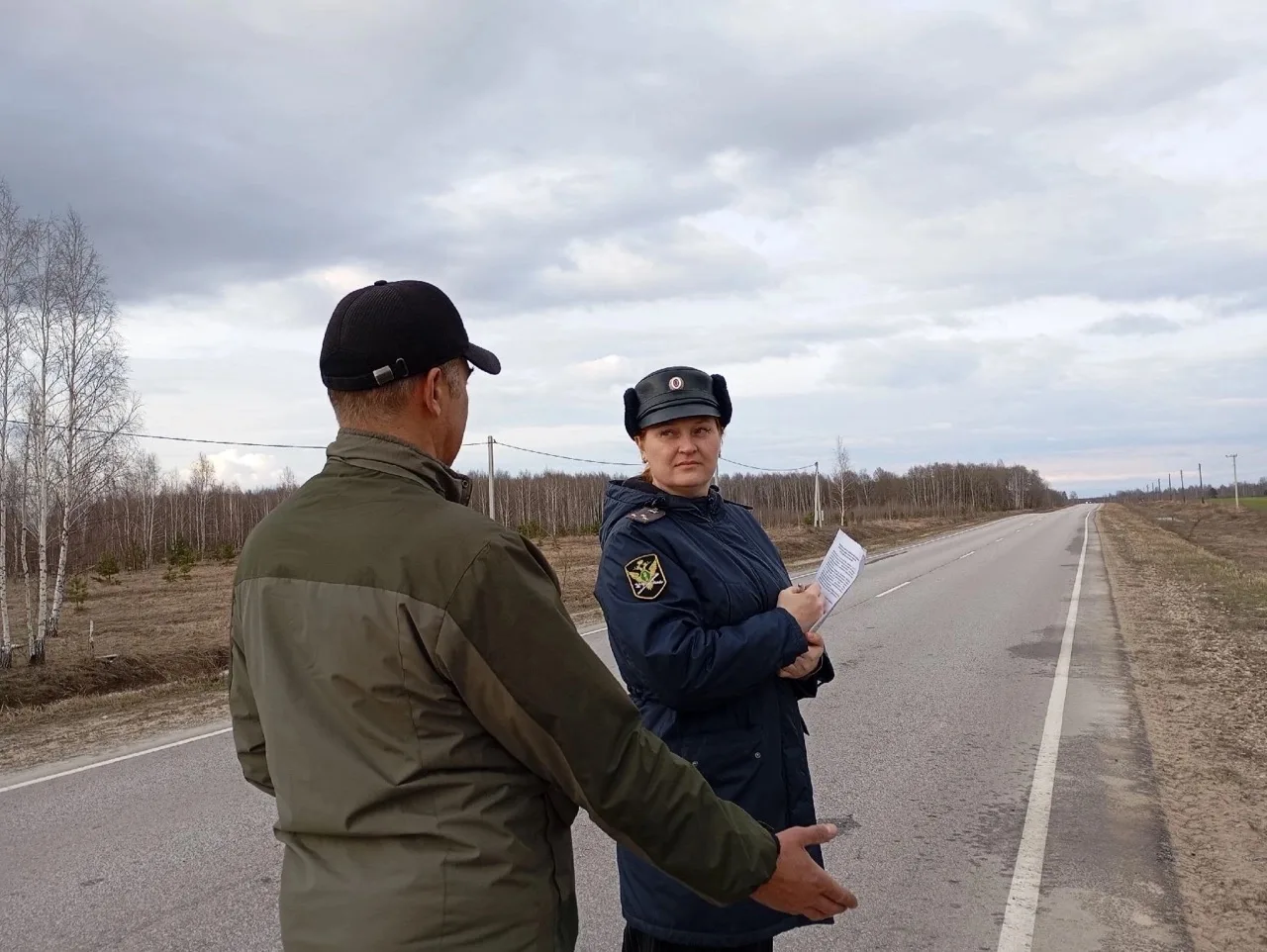 🛣️ Судебные приставы ГМУ ФССП России добились ремонта поврежденной трассы в Рязанской области  ⚖️ Су