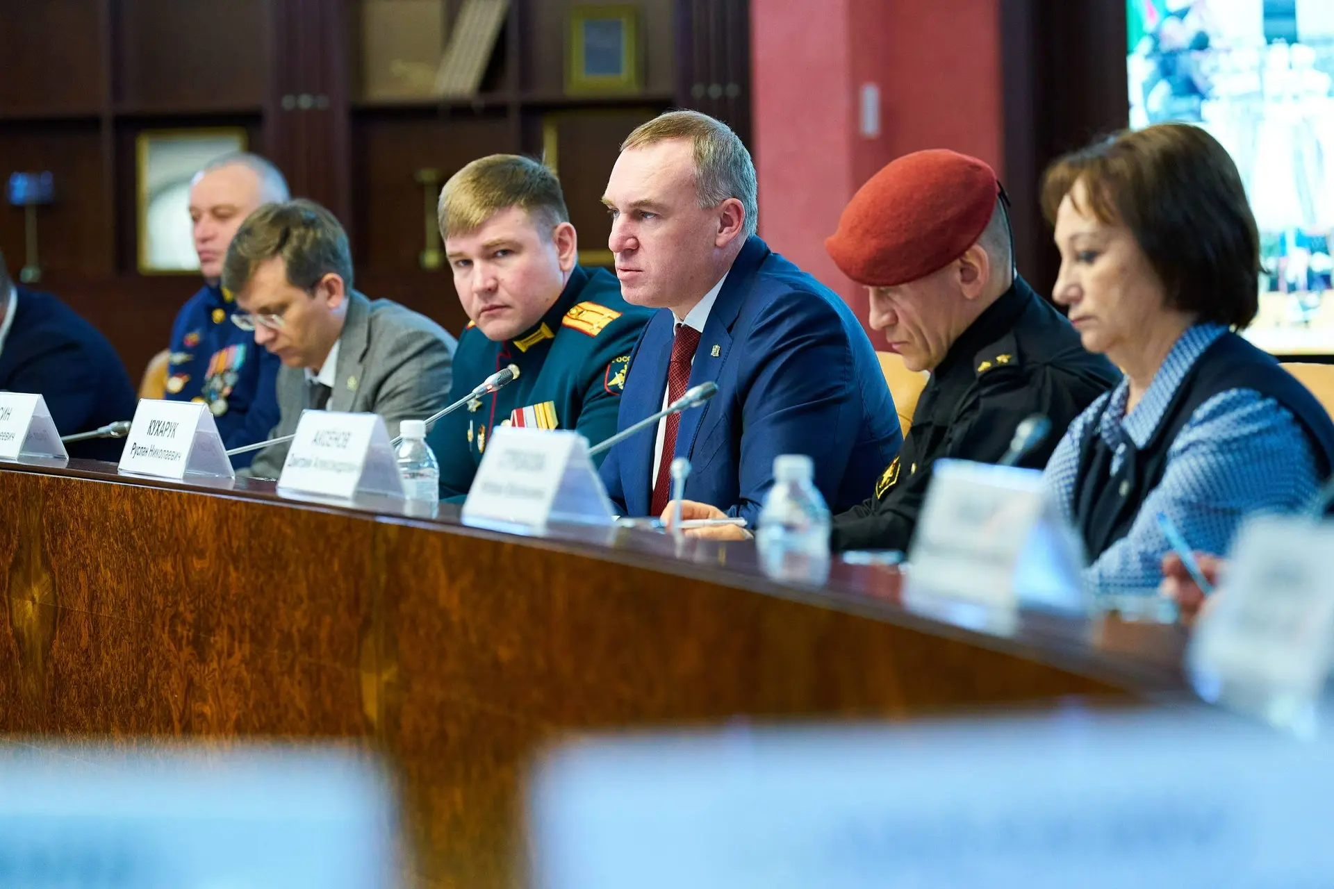 В преддверии Дня защитника Отечества вместе с участниками специальной военной операции, ветеранами б