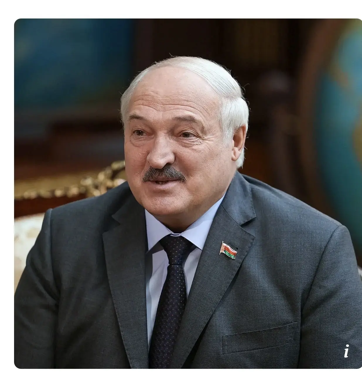 Лукашенко извинился перед Зеленским за резкие слова о нем:
"Если Владимир Александрович обиделся, я 