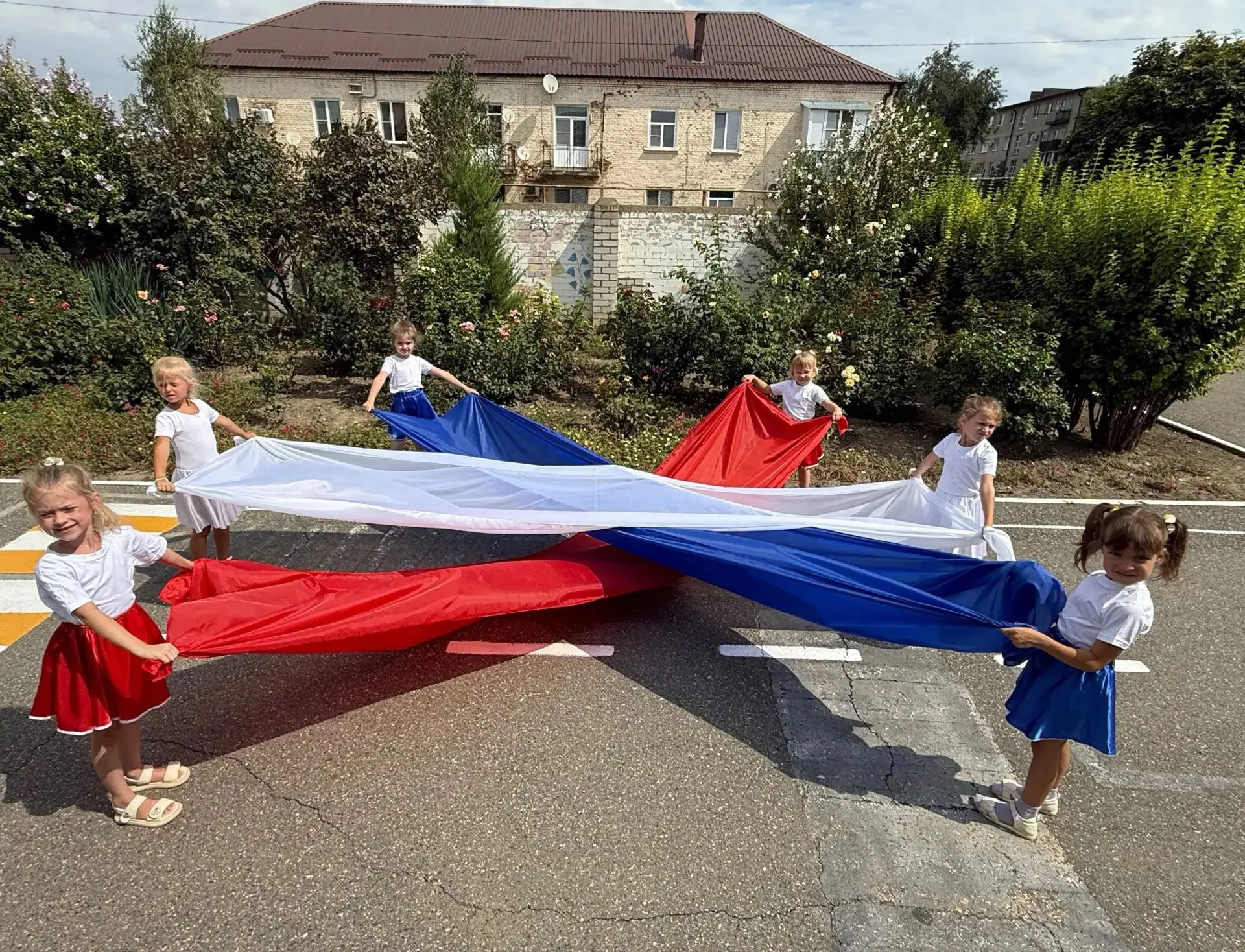 22 августа по всей стране отмечают День Государственного флага. В преддверии праздника ...