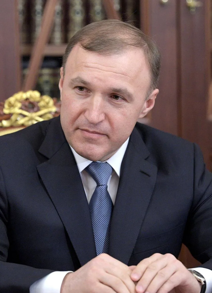 Сегодня свой день рождения отмечает Глава Республики Адыгея Мурат Каральбиевич Кумпилов!