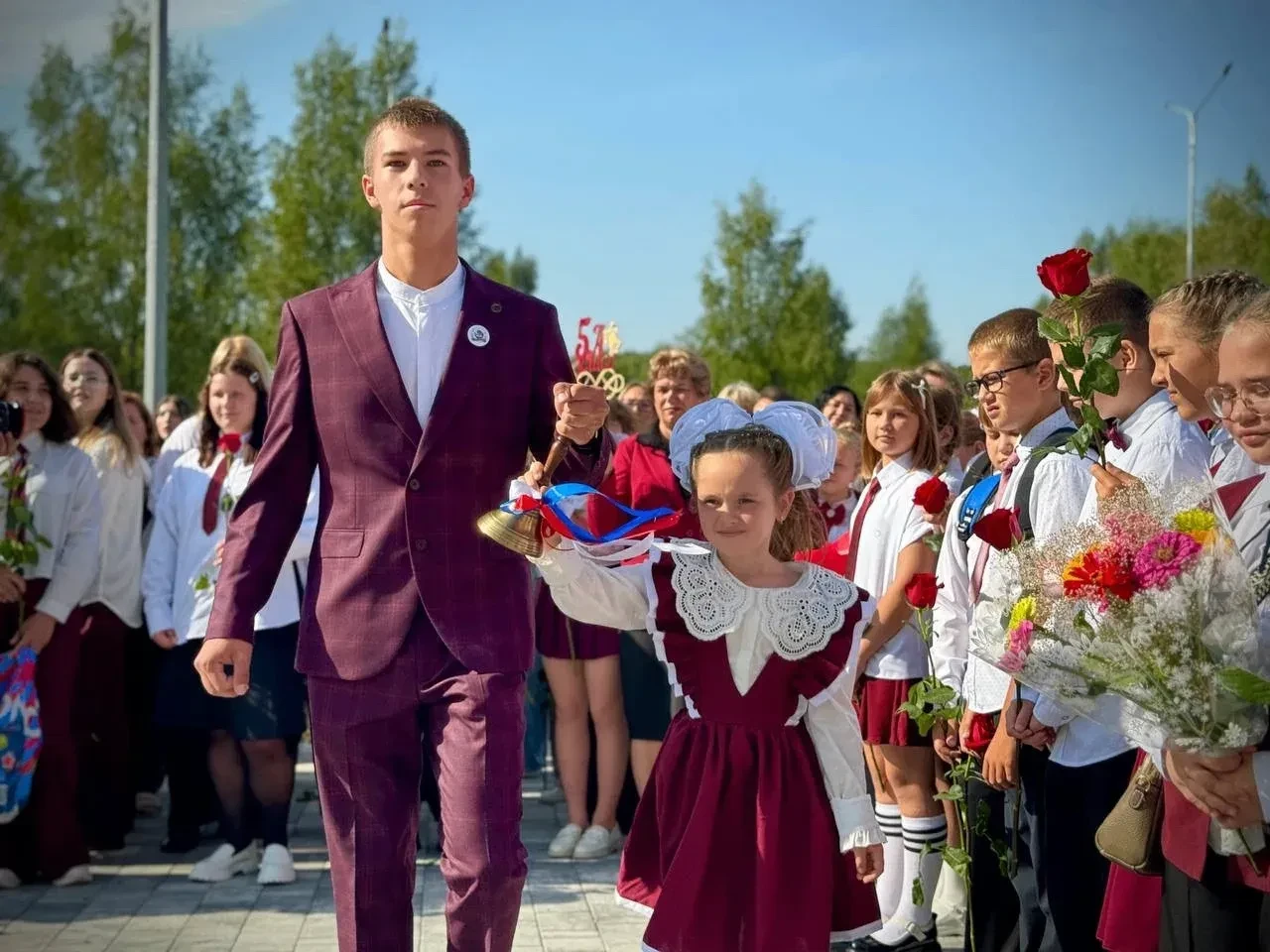 Новости у нас сегодня с утра первосентябрьские 🍁