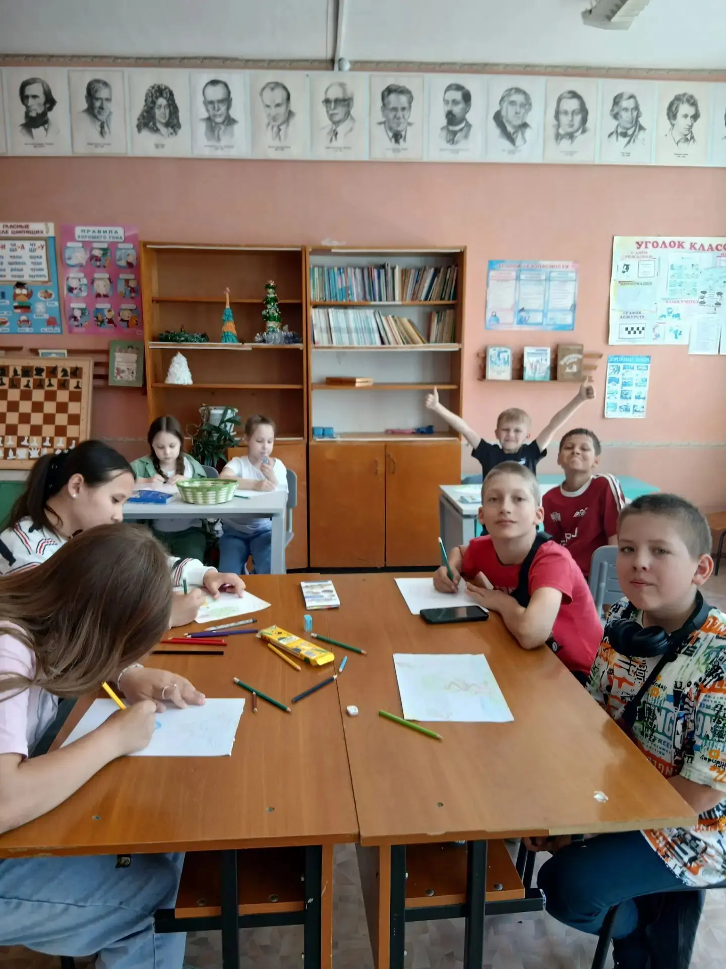 " Сказка- ложь, да в ней намек, добрым молодцам урок". Сегодня в лагере "Солнышко" "филиал ОШ п. Мая