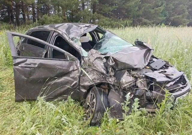 Смертельное ДТП в Татарстане: погиб 25-летний пассажир 🚘
15 июня ранним утром в Муслюмовском районе