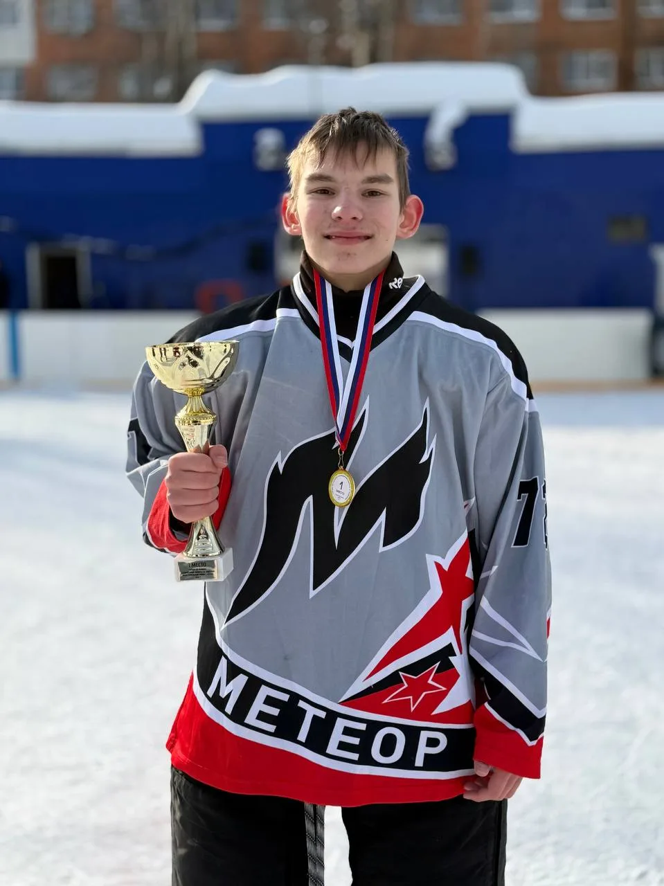 🗓️28 Февраля, на хоккейной коробке «Метеор» в Перми состоялся подростковый турнир, посвящённый памят