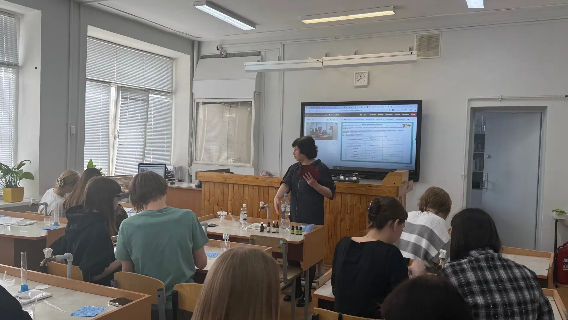 🚀 Юхууу! Неделя высоких технологий и технопредпринимательства продолжается полным ходом!  Сегодня на