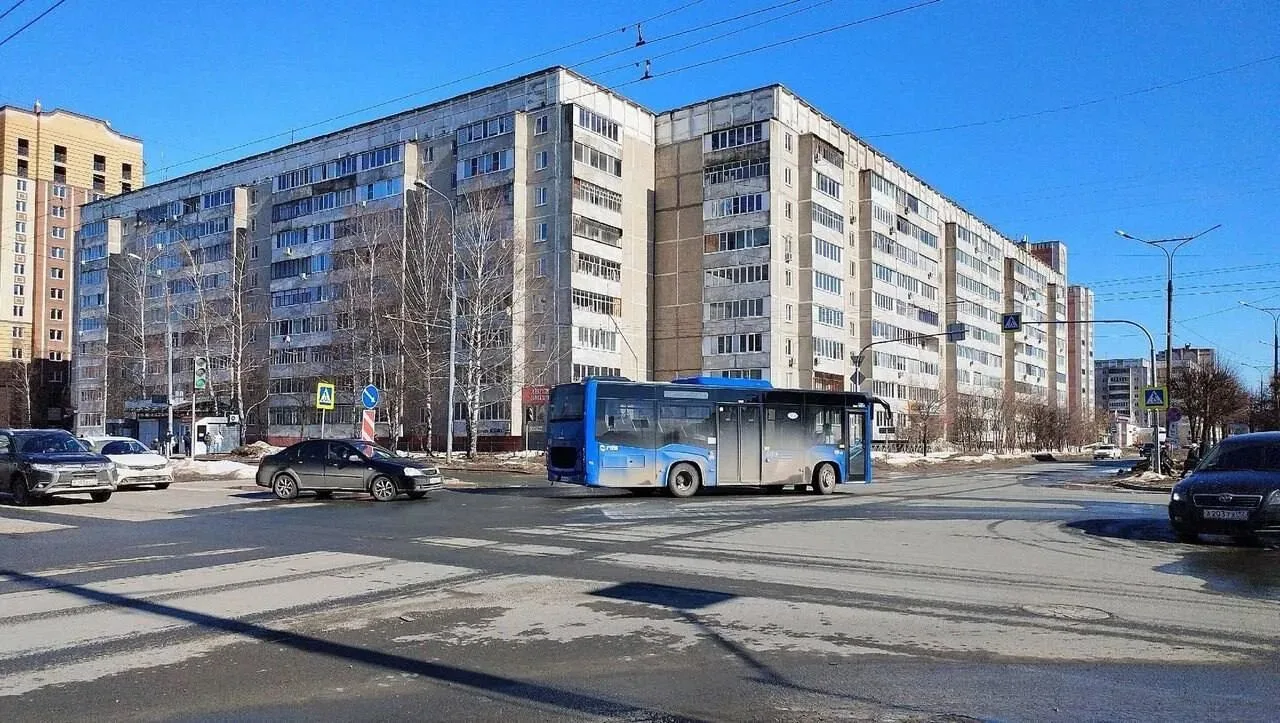 Два автобусных маршрута изменят в Сомбатхее