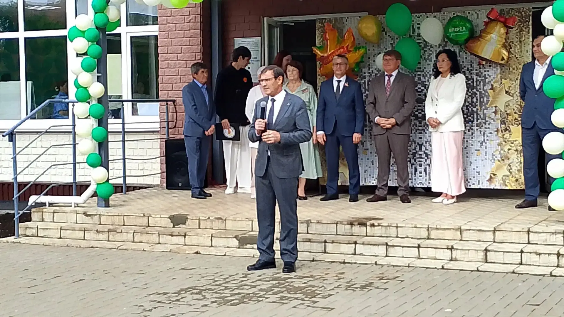 Торжественная линейка для первокурсников в «АПТ»! 🎉