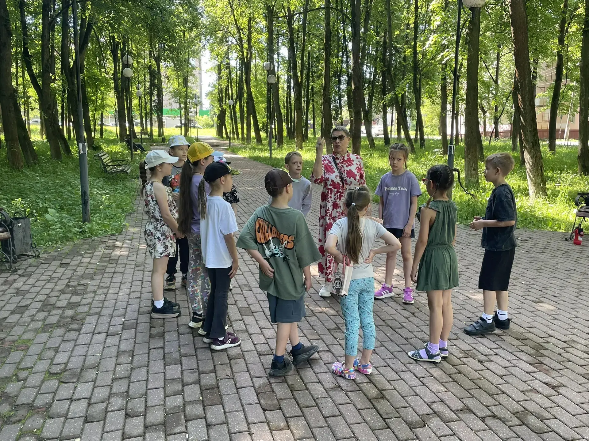 Летняя программа в объединении "Затейники" (педагог Маслова Вера Игоревна) набирает темп.
Игры все и
