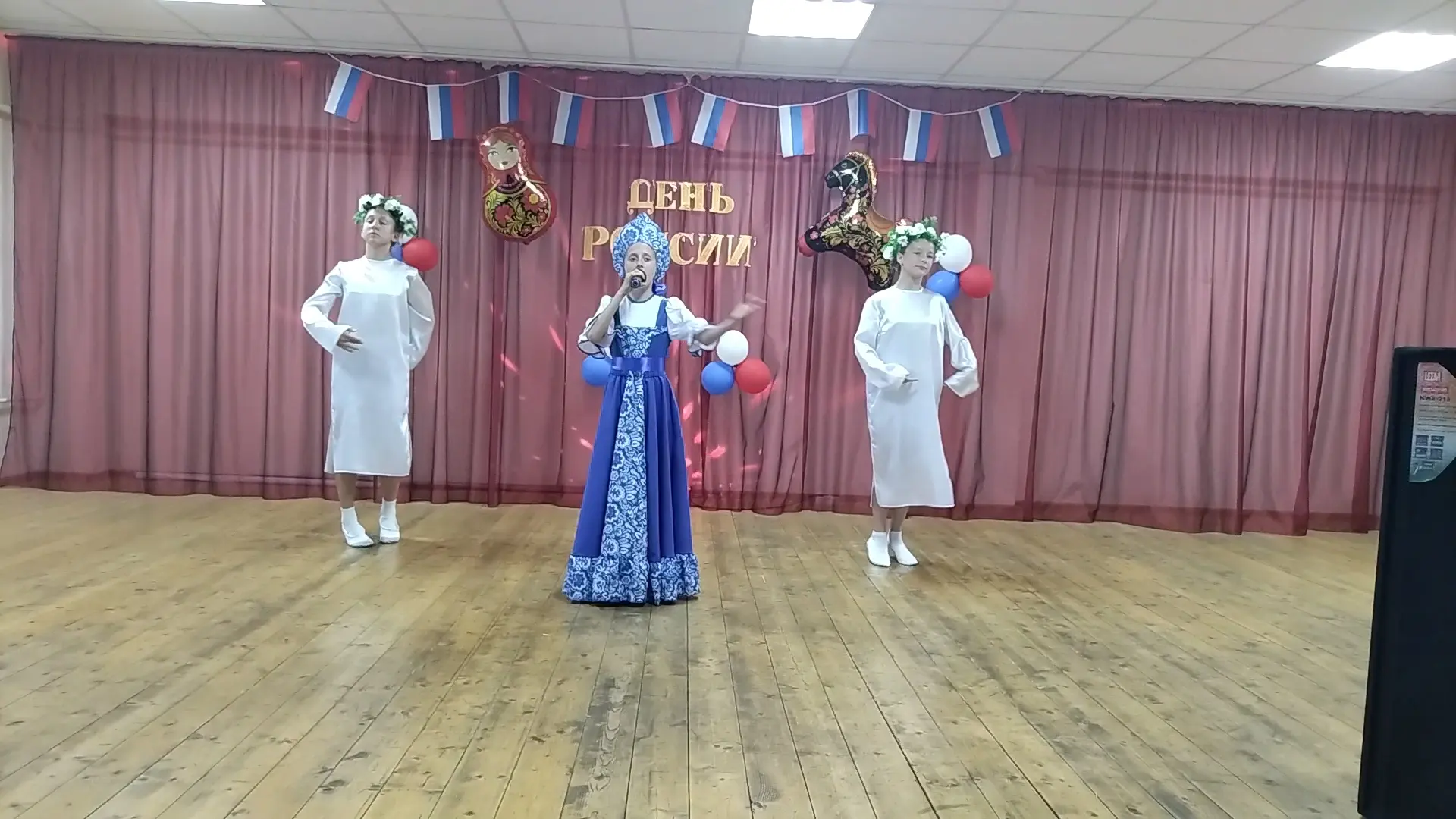 Концерт ко Дню России 🇷🇺 прошёл душевно и тепло не смотря на дождливую погоду ☔ Артисты подарили п