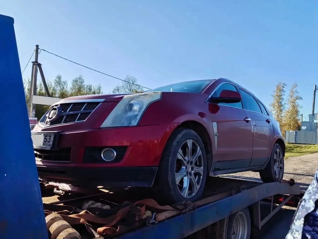 🚗🛑 В Новгородском районе Cadillac с долгами на 1,4 млн уехал на штрафстоянку