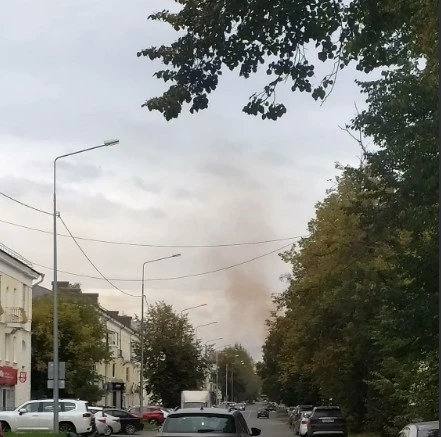 Нижний Тагил снова накрыло рыжим дымом 🏭
