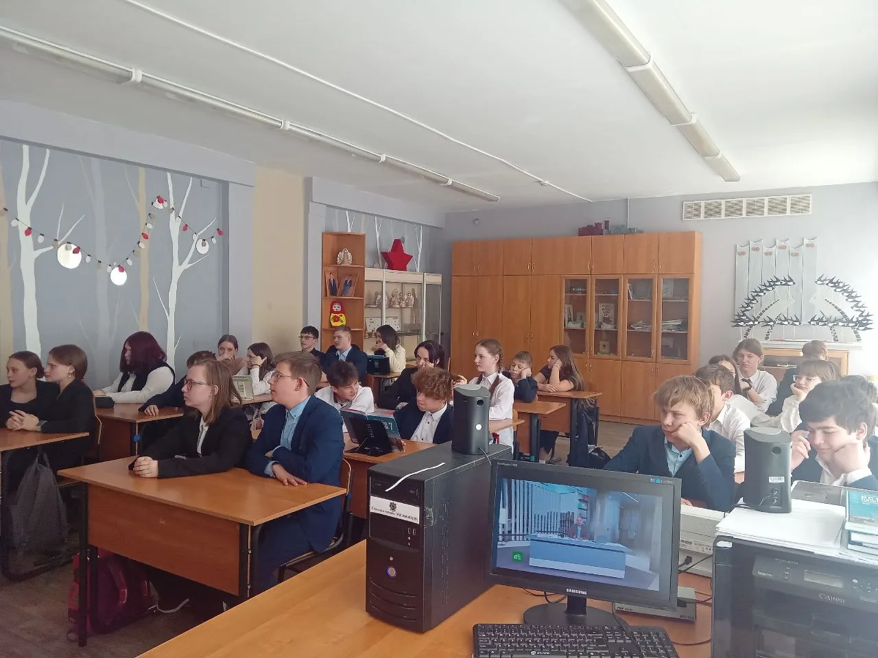 Кибербуллинг и безопасное поведение в интернете  Сегодня гимназисты приняли участие в онлайн-лекции,