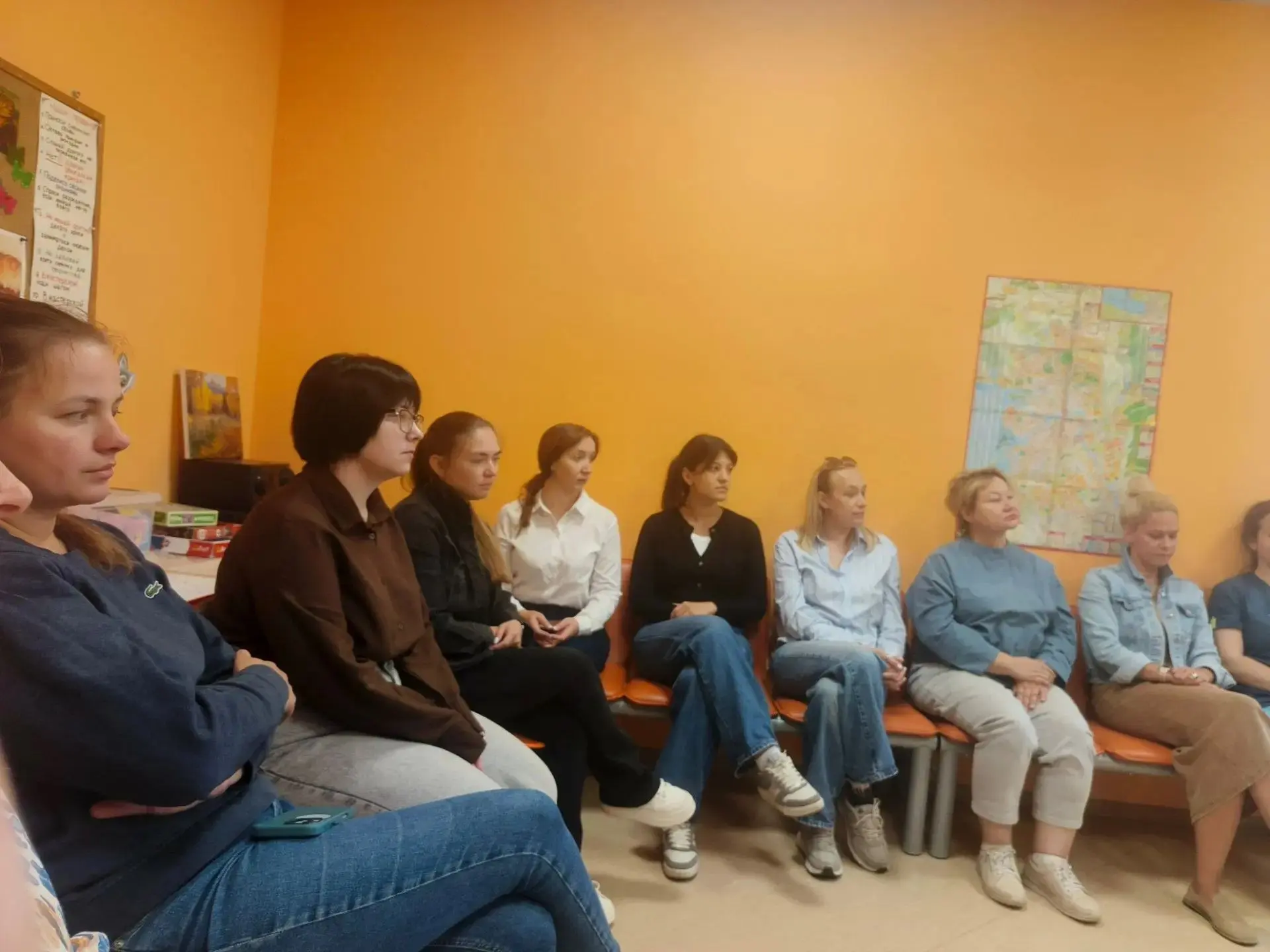 🇷🇺 В Центре семьи Приморского района на улице Глухарской состоялась встреча директора...