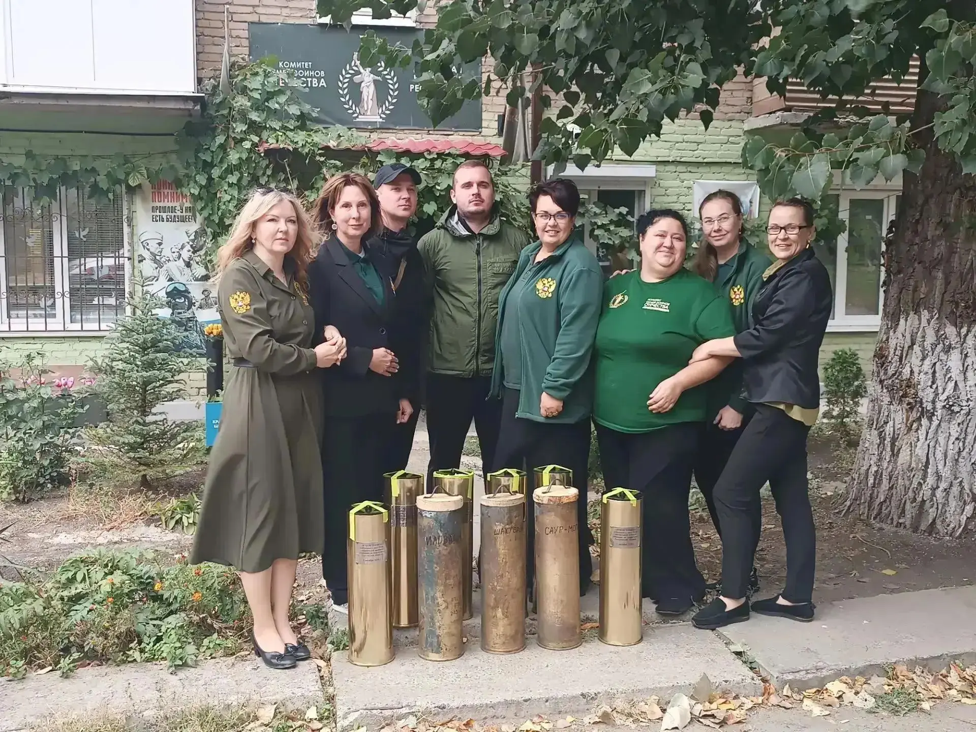 Саратовские активисты собрали землю с полей сражений для создания мемориала героям СВО