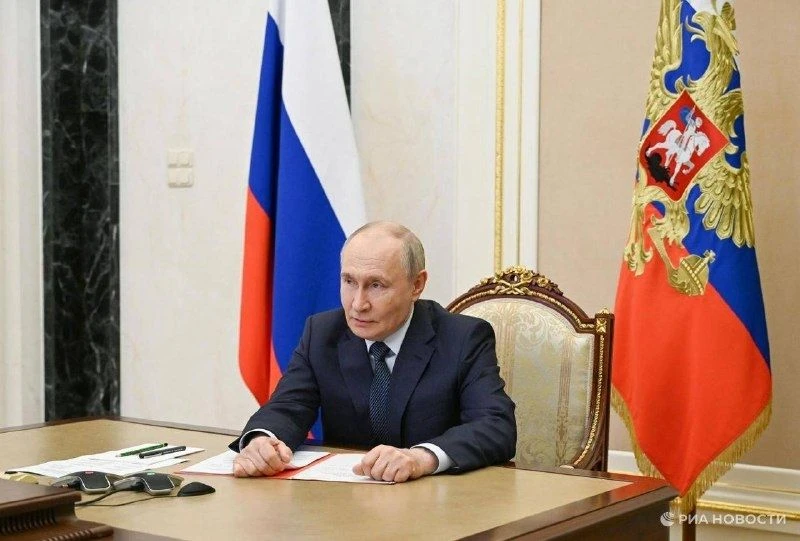 ПРЕЗИДЕНТ РОССИИ ВЛАДИМИР ПУТИН ОБЪЯВИЛ БЛАГОДАРНОСТЬ РОССИЙСКОМУ ВОЕННО-ИСТОРИЧЕСКОМУ ...