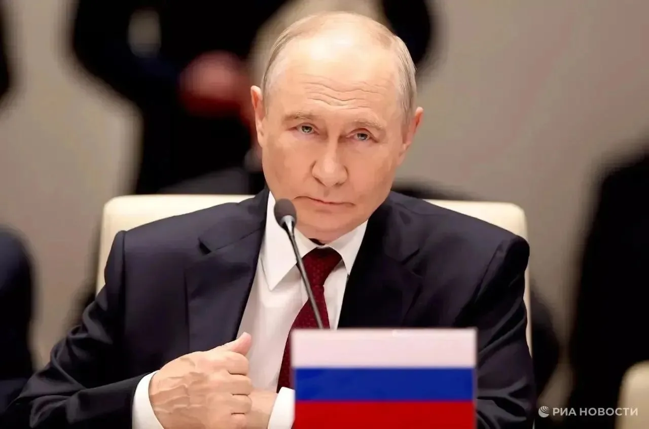 ⚡️Путин назвал угрозы Зеленского российским авиакомпаниям заявкой на государственный те...