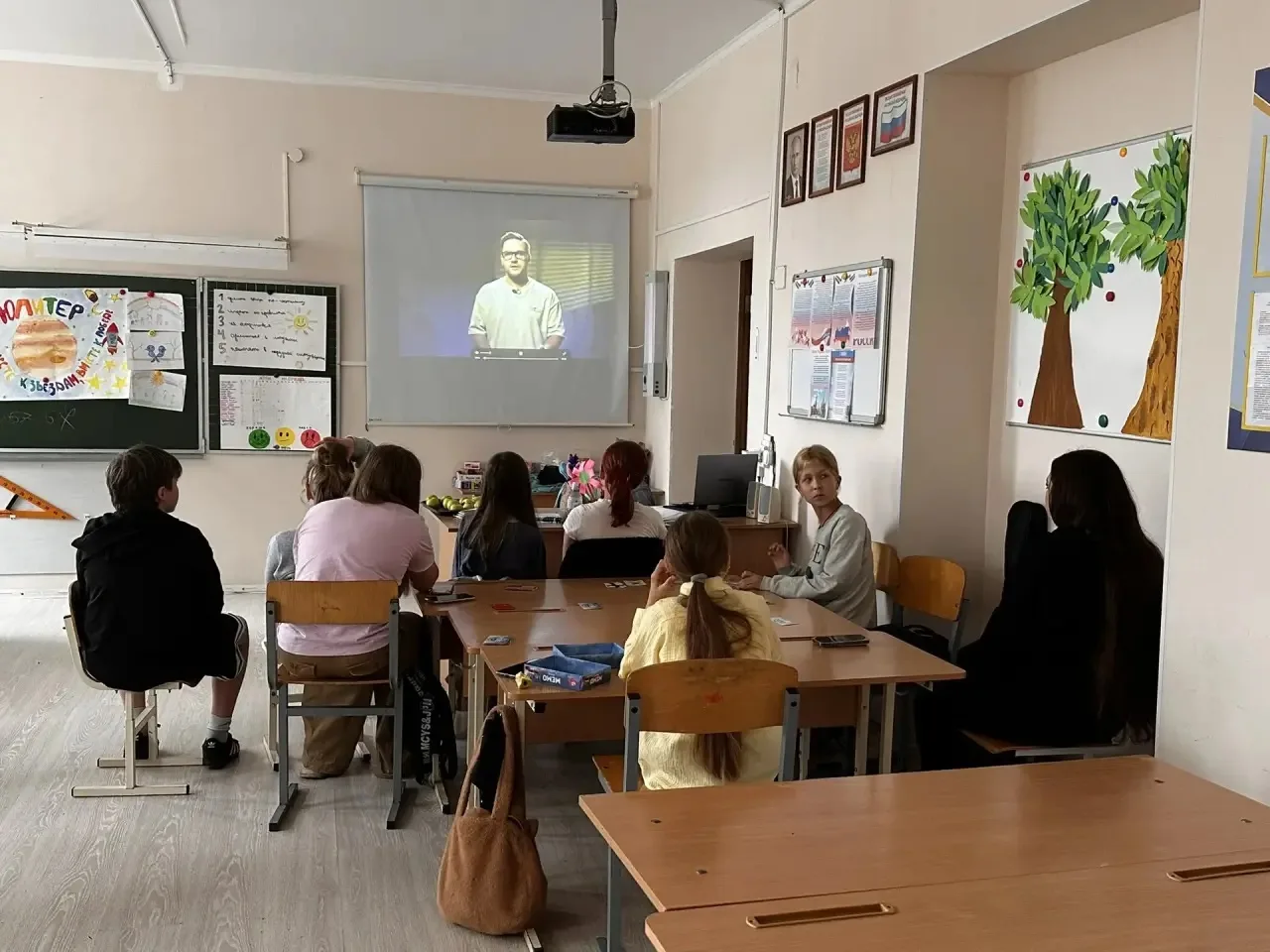 16 июня в лагере "Галактика" День безопасности. Во всех отрядах прошел информационный час "Скажем не
