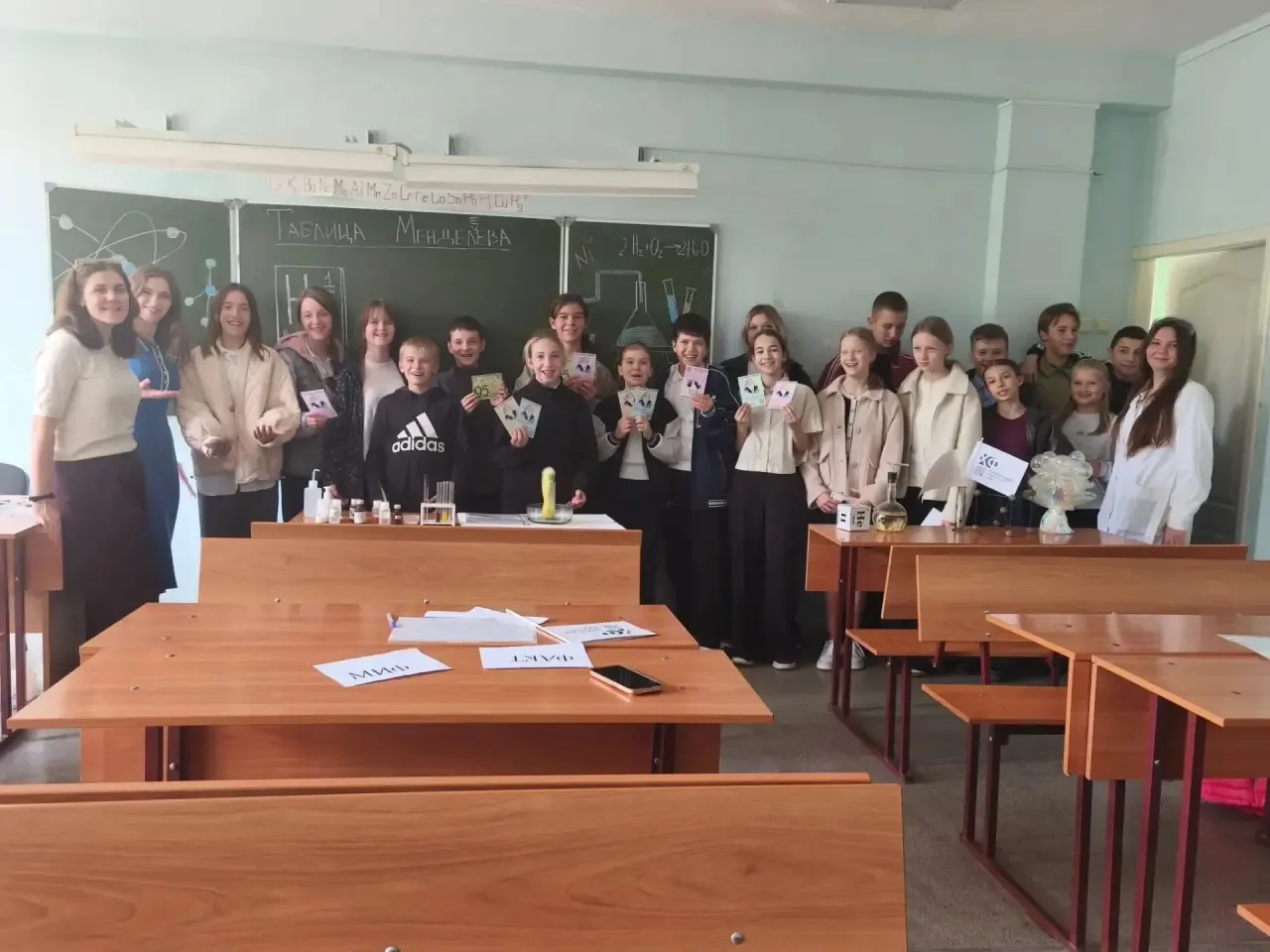 2 октября наши юные химики побывали в гостях у Химического факультета ЮФУ, где прошла в...