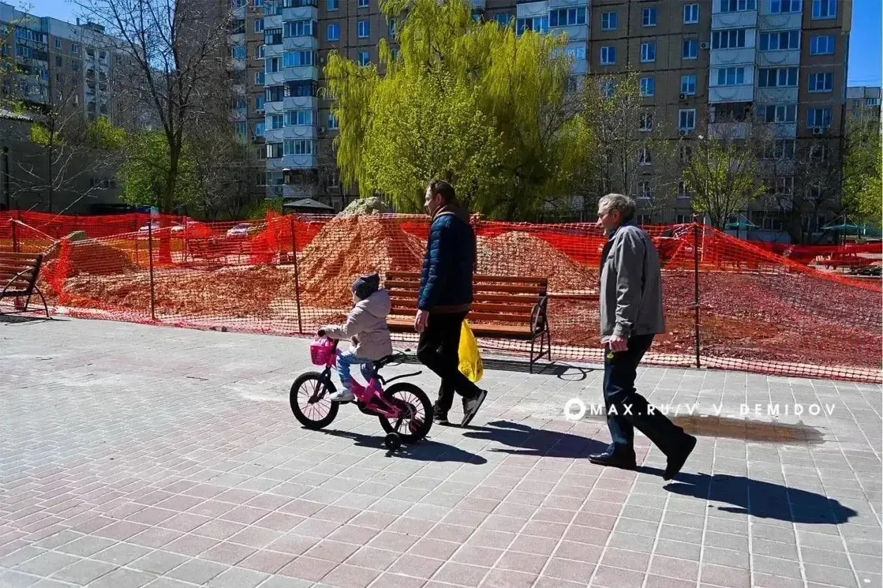 🌳 Сквер на Дегтярева – сердце большого микрорайона – продолжает преображаться