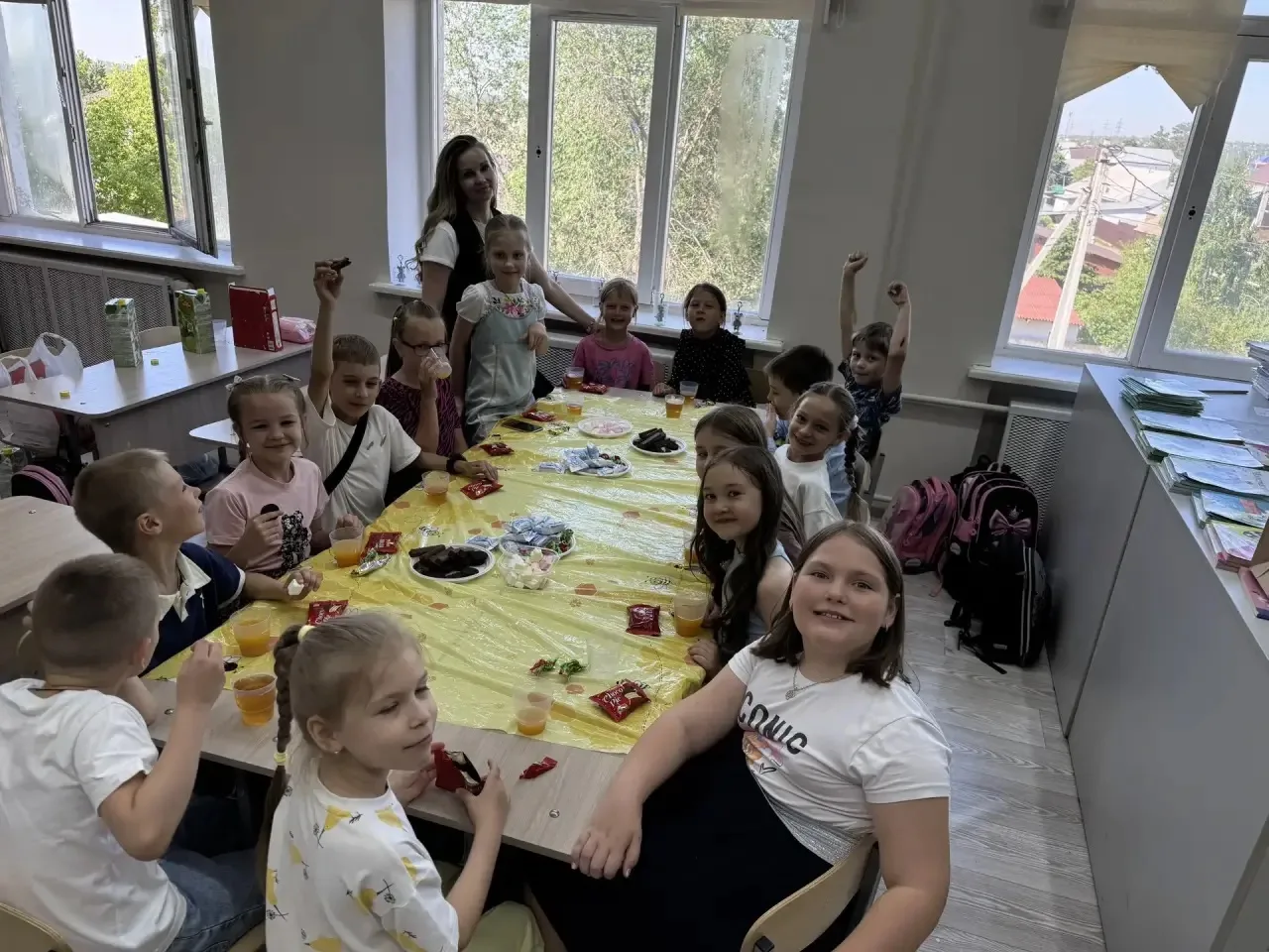 Наш 1 «Б» — это одна большая команда! 🤗Сегодняшний день стал яркой точкой в конце учеб...