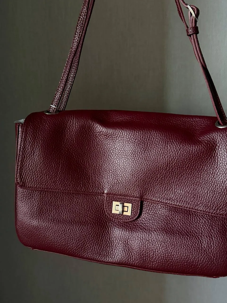 Как всё получилось. Увидела я эту сумку в стиле Chanel у известного российского бренда ...