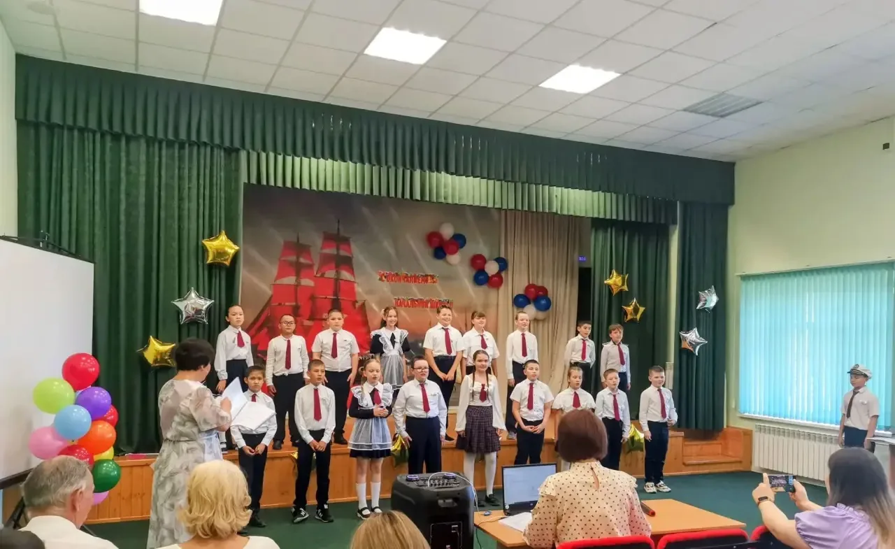 🔔Выпускной в 4‑м классе: прощание с начальной школой и шаг в новое будущее🇷🇺 Классны...
