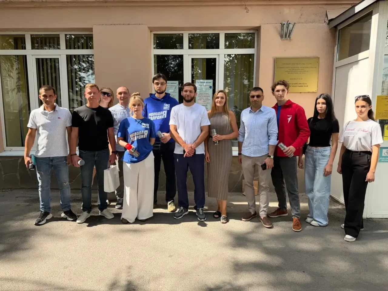 Сегодня на территории Железнодорожного района прошла масштабная акция «Очистим наши ули...