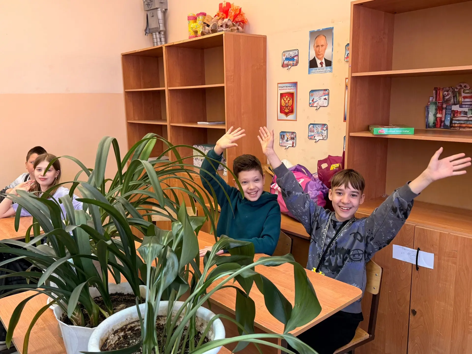 ☀️ Ура! Первая смена летнего лагеря официально открыта! ☀️

Друзья, мы с ребятами с восторгом сообща