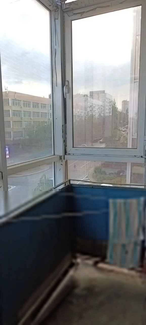 Купить 1-комнатную квартиру в Донецке, Ворошиловский район, пр. Ильича универсистетская...