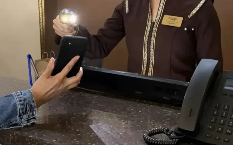 В Бурятии 11 объектов размещения начали заселять по QR-коду через MAX