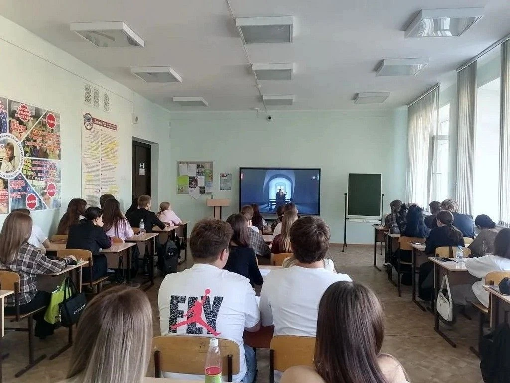 Духовный компас: почему подросткам необходимо нравственное воспитание

Современный мир обрушивает на