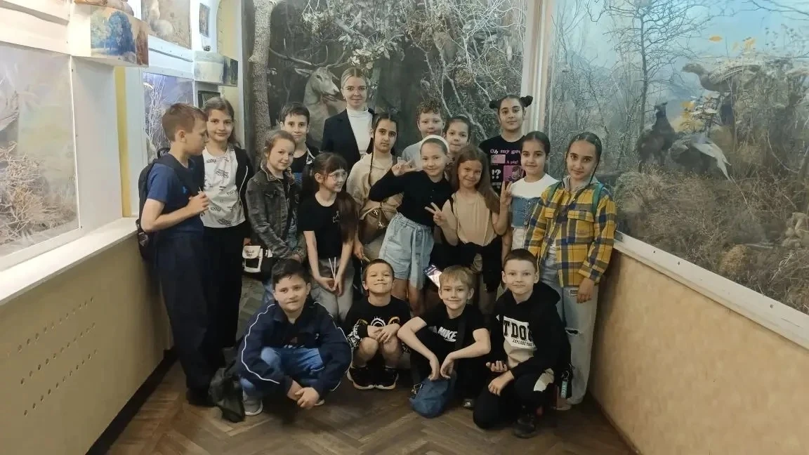 Начинаем каникулы с пользой! ☀️  2 «В» класс посетил Анапский краеведческий музей, филиал ГБУК К «КГ